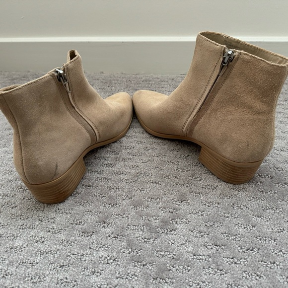 Booties - Picture 4 of 7